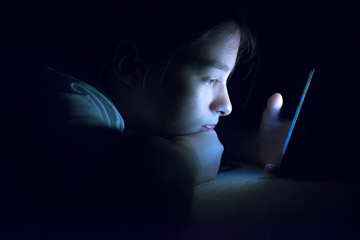 Mobile & Internet Addiction